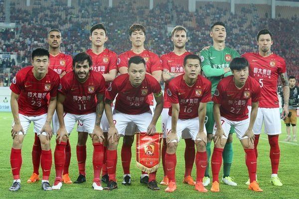 爱德华兹创3大神迹，森林狼反超湖人！米切尔30+8，兰德尔准3双
