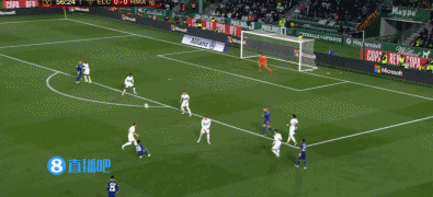 他第四节突然爆发，带队直接反超