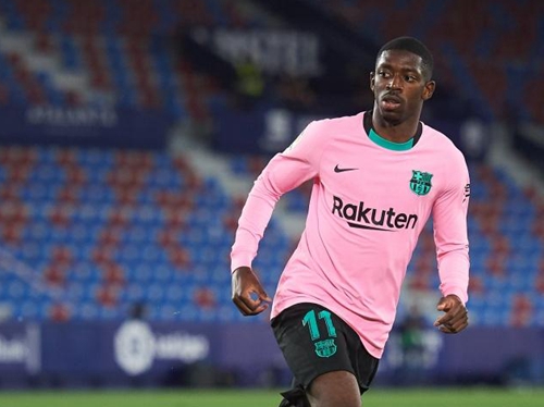 世界排名前48名但未直通世界杯国家：意大利丹麦在列