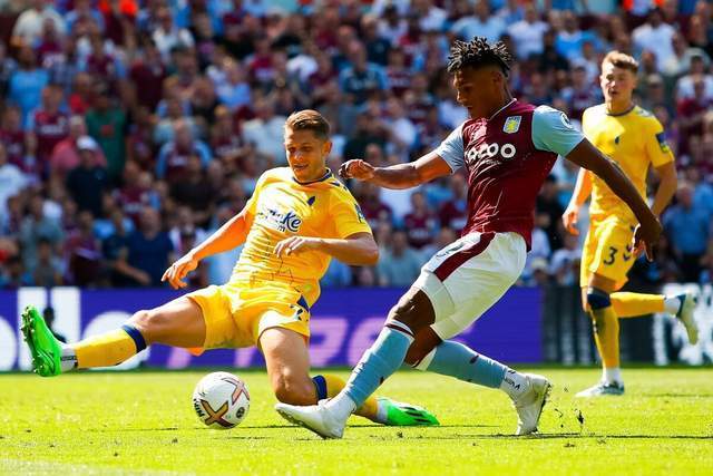 格里马尔多破门，勒沃库森队史第二次欧冠做客英格兰取得领先