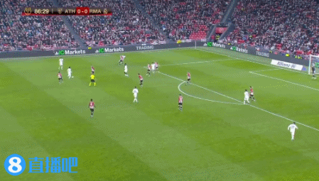 迪纳塔莱：斯帕莱蒂的进攻体系让前锋受益，相信球迷会喜欢他